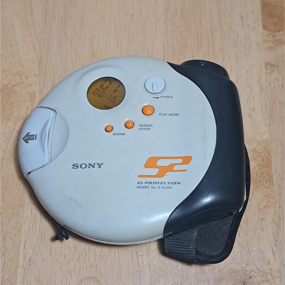 Sony Walkman D-SJ301 Portable CD Player CD-R  G-Protection WORKS!!!!